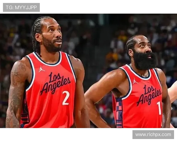 洛杉矶快船重整旗鼓迎新赛季 目标冲击NBA总冠军荣耀