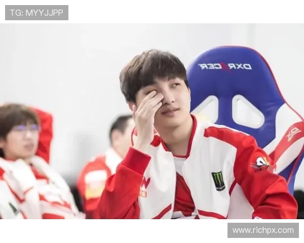 DOTA2热点分析:深入探讨JDG战队的控制策略与战术优势 DOTA2热点分析:深入探讨JDG战队的控制策略与战术优势