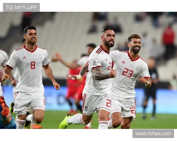 伊朗与中国足球友谊赛聚力直播精彩瞬间全程回顾与分析 伊朗与中国足球友谊赛聚力直播精彩瞬间全程回顾与分析