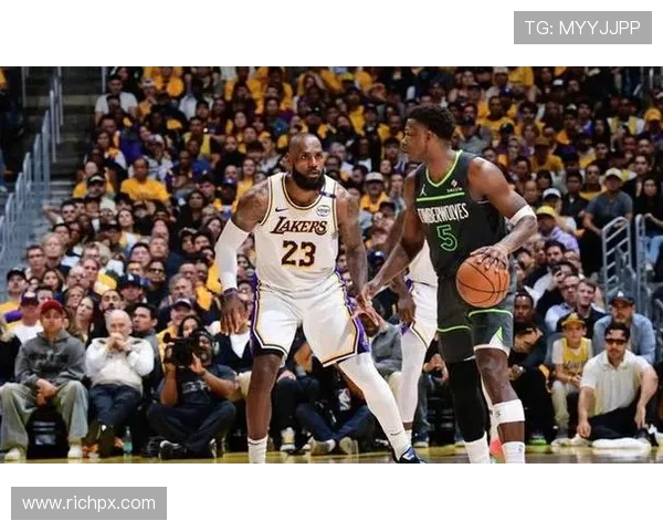 湖人与热火的巅峰对决NBA决赛激战正酣谁能夺冠成就辉煌历史 湖人与热火的巅峰对决NBA决赛激战正酣谁能夺冠成就辉煌历史